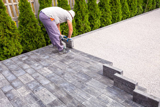 Best Driveway Pavers Near Me  in Dundee, FL
