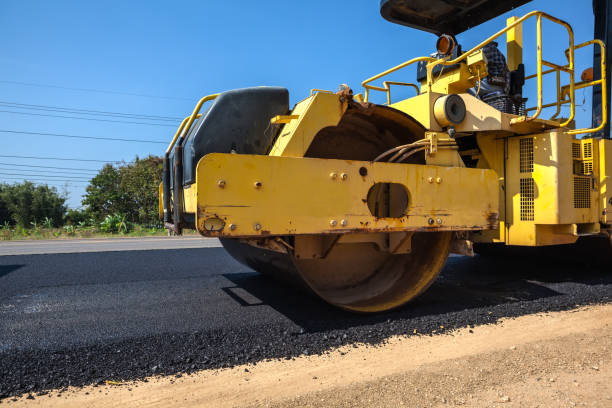 Best Local Driveway Pavers  in Dundee, FL